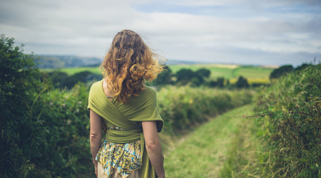 Gama_green_woman_Bild3